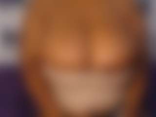 aurora's Live Sex Cam Show