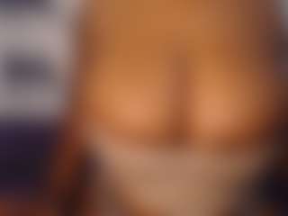 aurora's Live Sex Cam Show