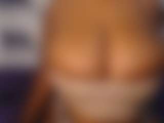 aurora's Live Sex Cam Show