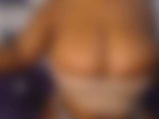 aurora's Live Sex Cam Show