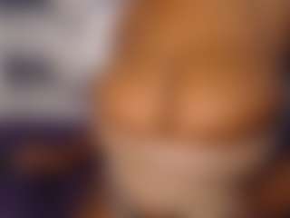 aurora's Live Sex Cam Show