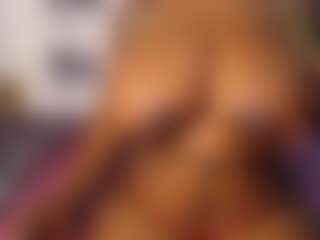 aurora's Live Sex Cam Show