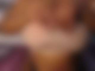 Live cam show with aurora - Black Toys on Hubzter Live