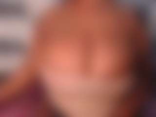 Live cam show with aurora - Big Tits on Gym Cam Girls