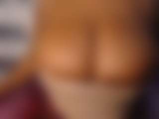 aurora's Live Sex Cam Show