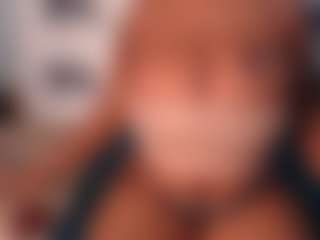 aurora's Live Sex Cam Show