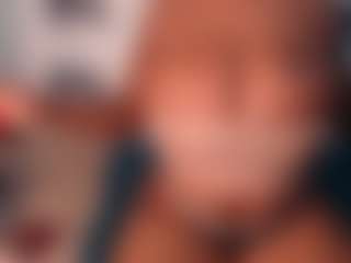 aurora's Live Sex Cam Show