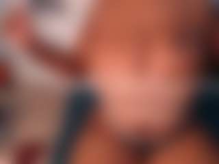 aurora's Live Sex Cam Show