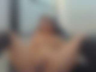 MadiieBlosom's Live Sex Cam Show