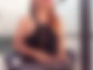 Live cam show with MadiieBlosom - New White on liverealitysex.com | colombia