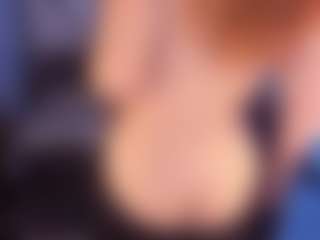 Live cam show with MadiieBlosom - Twerk on SmokeAndPoke