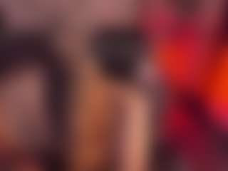 Live cam show with MadiieBlosom - New White on TeamSkeetLive | colombia