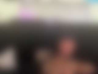 Live cam show with secretdeesires - Squirt on Uber Horny