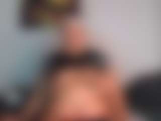 Show de cam en vivo con SEBUbigass - Blue Eyes en Camsoda