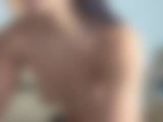 Live cam show with ANA SOFIA - Gamer Latina on Sweet Sext