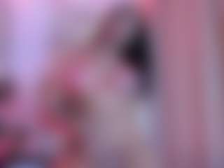 ehily-ts's Live Sex Cam Show