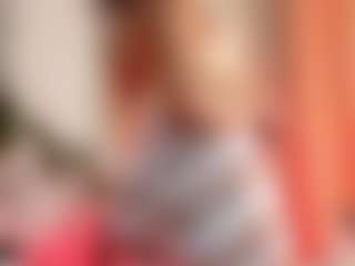 ehily-ts's Live Sex Cam Show