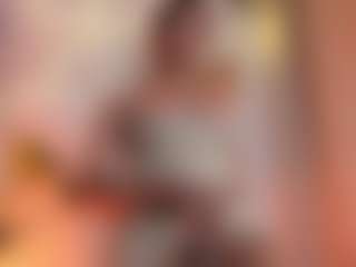 ehily-ts's Live Sex Cam Show