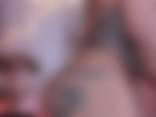 Live cam show with ehily-ts - Portuguese on livesuperchat.net