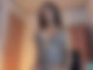 ehily-ts's Live Sex Cam Show