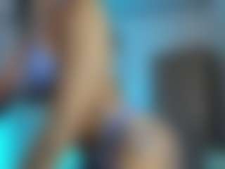 ehily-ts's Live Sex Cam Show
