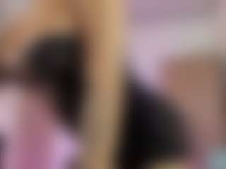ehily-ts's Live Sex Cam Show