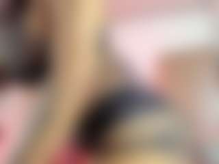ehily-ts's Live Sex Cam Show