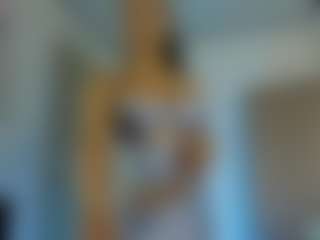 Live cam show with ehily-ts - HD on live18s.com