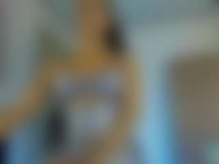Live cam show with ehily-ts - Tease on Latina Girls