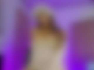 ehily-ts's Live Sex Cam Show