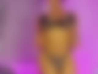 Live cam show with ehily-ts - Colombia on Hubzter Live