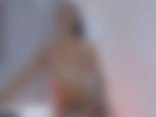 ehily-ts's Live Sex Cam Show