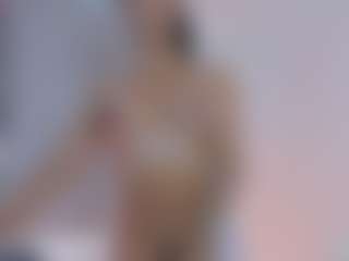ehily-ts's Live Sex Cam Show