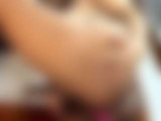 Live cam show with SQUIRTBIGCOCK - Black Hair on TeamSkeetLive