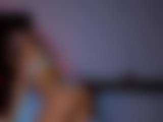 Live cam show with MeghanWolf - Pornstar Petite on Dolls Live
