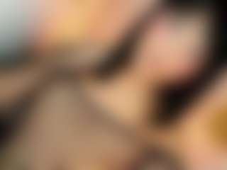 Live cam show with Sexy_Zoe - Smoking on Camsoda