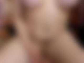 candie26's Live Sex Cam Show