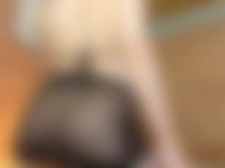 candie26's Live Sex Cam Show