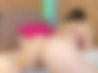 Live cam show with candie26 - Body Massage on Camsoda