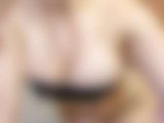 candie26's Live Sex Cam Show