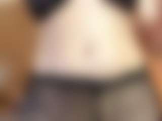 Live cam show with candie26 - Brown Hair Toys on sexytreat.net