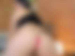 Live cam show with candie26 - Body Massage on Camsoda