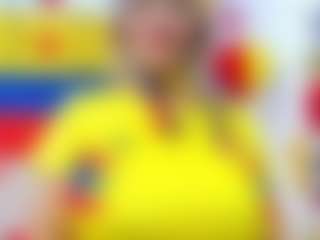 Live cam show with Celeste Lincon - Moaning on Hubzter Live