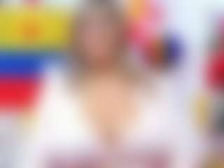 Live cam show with Celeste Lincon - Granny on Free Soda