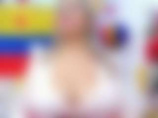 Live cam show with Celeste Lincon - Double Penetration on Camsoda Late Night