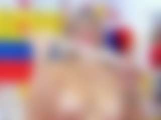 Live cam show with Celeste Lincon - Blonde Hair on Soda Cam