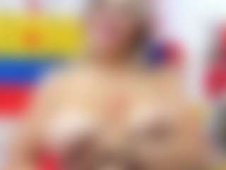 Live cam show with Celeste Lincon - Ass Bouncing on Cam Slut