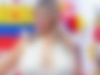 Live cam show with Celeste Lincon - Moaning on slutload