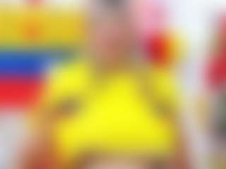 Live cam show with Celeste Lincon - Middle Aged on Hubzter Live