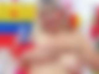 Live cam show with Celeste Lincon - Middle Aged on Soda Cam